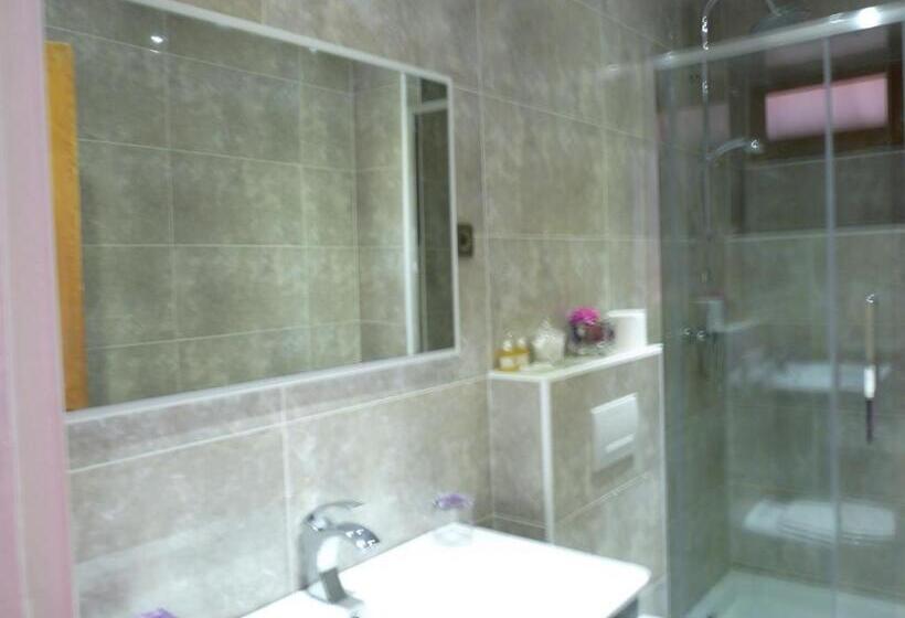 스탠다드 룸 가든 전망, Chateau La Bouriette