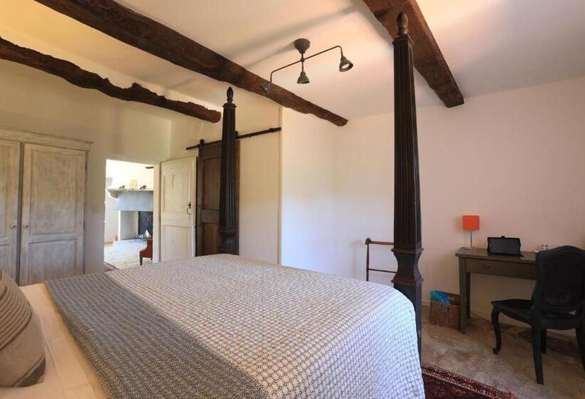 סוויטה, Chateau Olmet