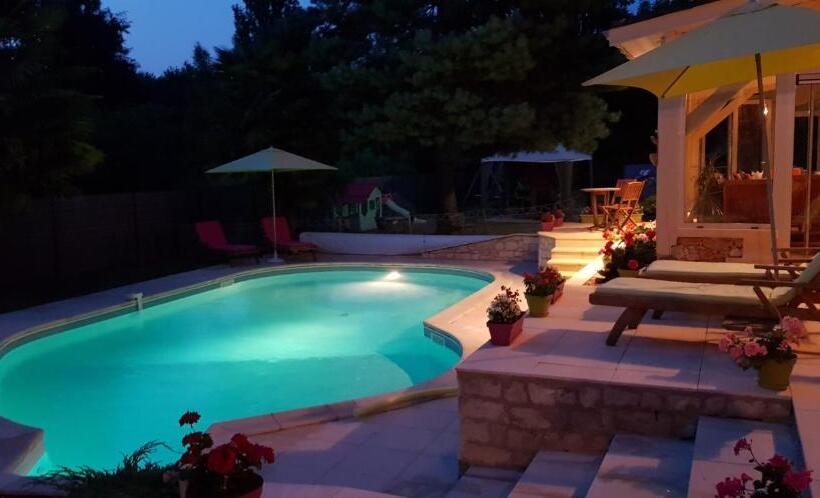 חדר סטנדרט עם טרסה, Domaine De La Dame Blanche