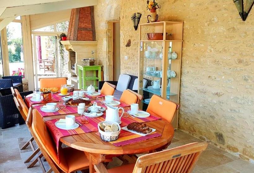 חדר סטנדרט לשלושה, Domaine De La Dame Blanche