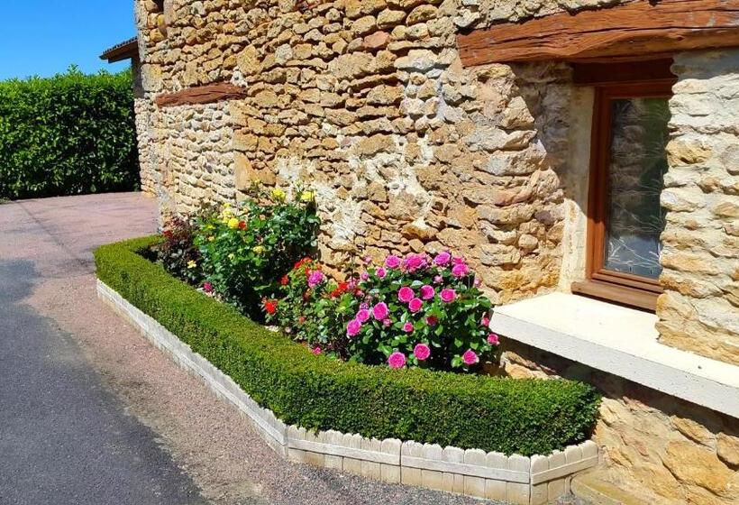 חדר סטנדרט נוף לבריכה, Domaine De La Dame Blanche