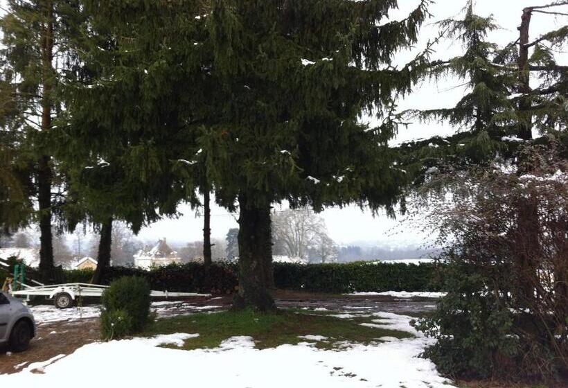 四人标准间, La Rolandière