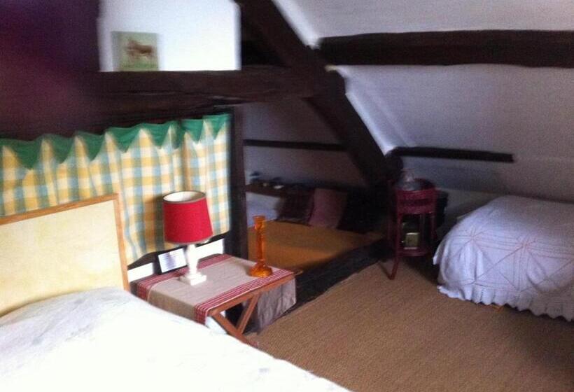 スタンダード４人部屋, La Rolandière