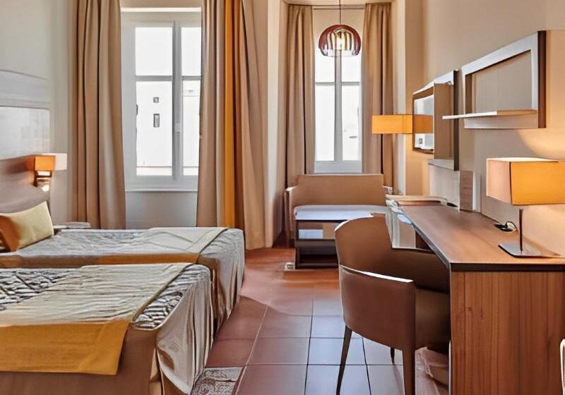 带1个卧室的带海景的公寓, Residence Vacances Bleues Le Mediterranée