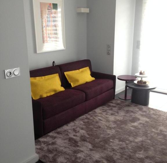 スタンダードスタジオ, Tempologis Le Saint Germain Grenoble