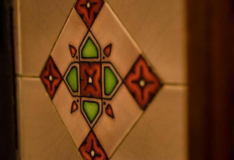 חדר סטנדרט עם מיטת קינג, The Carrick