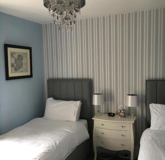 חדר סופריור, The Carrick