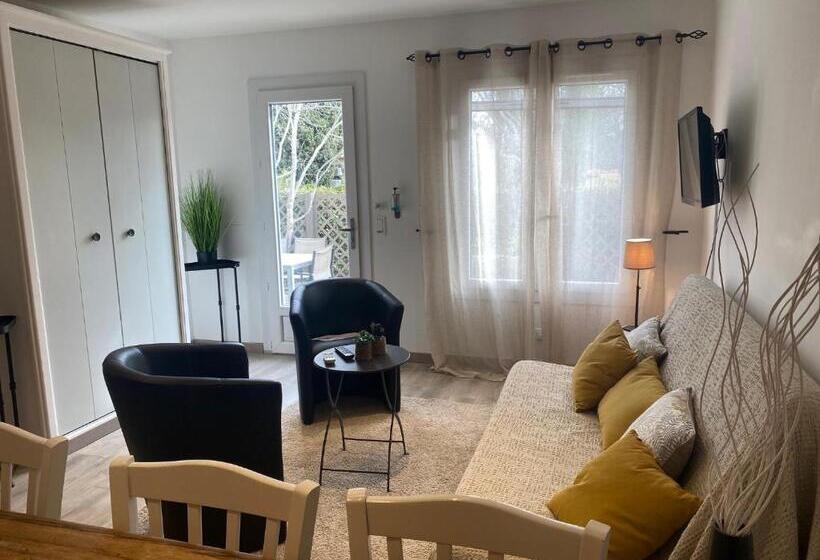 带2个卧室的公寓, Domaine Du Mas Foucray