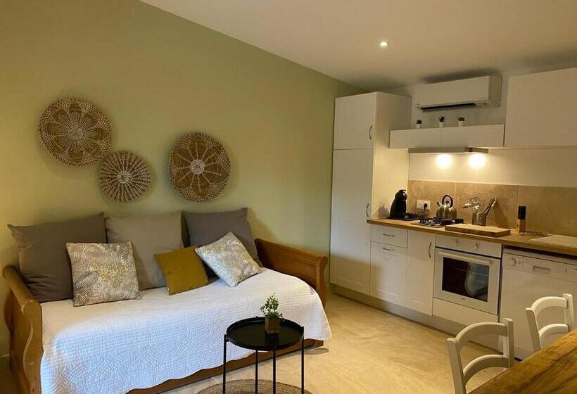 标准工作室, Domaine Du Mas Foucray