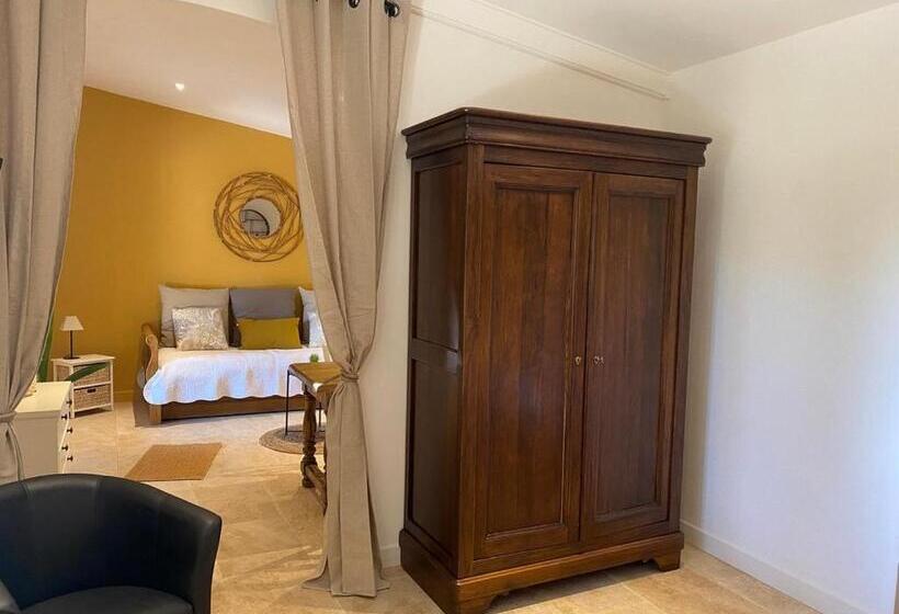 标准工作室, Domaine Du Mas Foucray