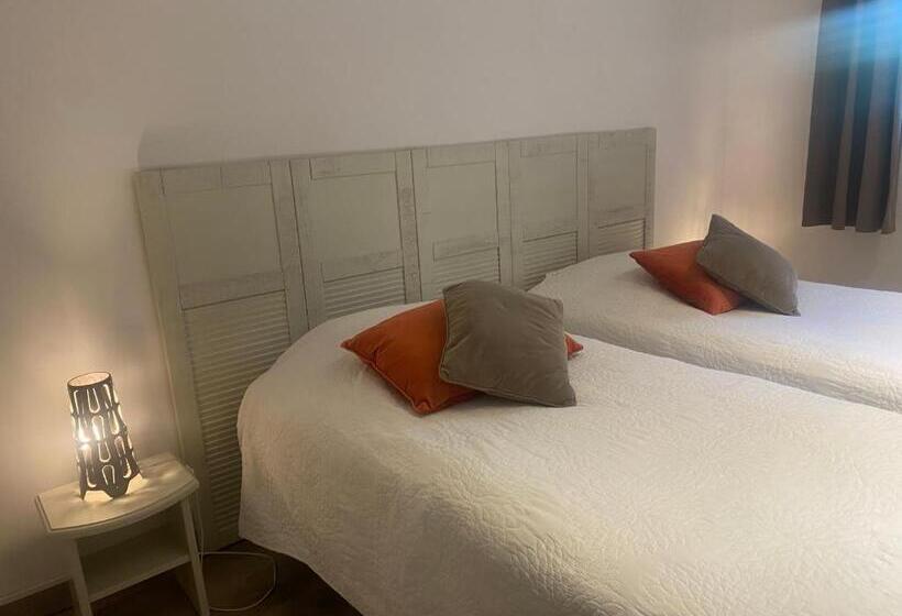 带2个卧室的高级公寓, Domaine Du Mas Foucray