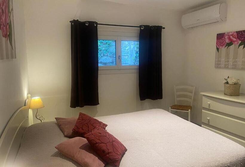 带2个卧室的高级公寓, Domaine Du Mas Foucray