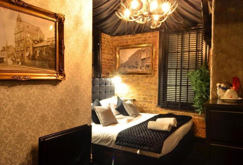 디럭스 룸 킹사이즈 침대, The Foresters Arms