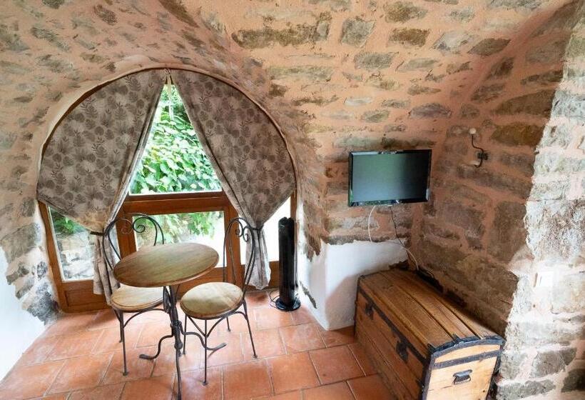 プールビュースタンダードルーム, Le Pailler Chambres D Hôtes Restaurant Gîte Piscine & Spa