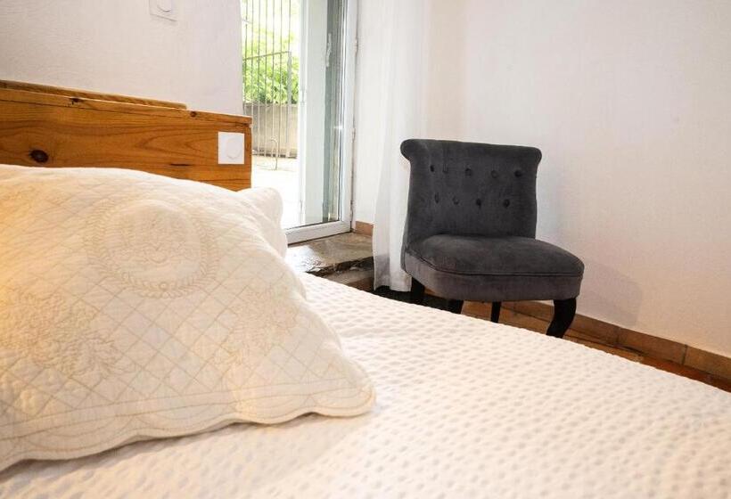 スタンダード4人部屋, Le Pailler Chambres D Hôtes Restaurant Gîte Piscine & Spa