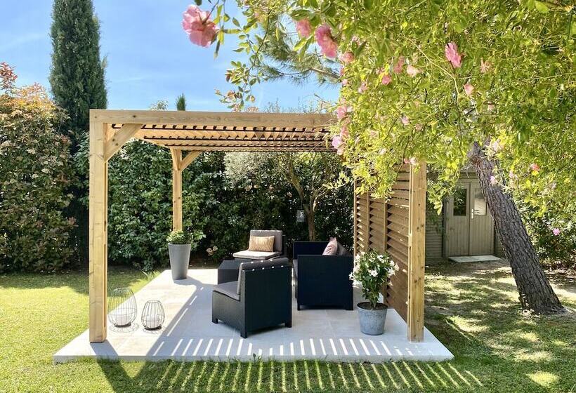 סוויטה משפחתית, Le Jardin De Lau