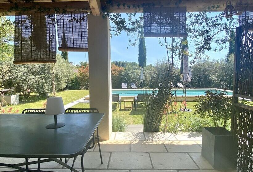 סוויטה משפחתית, Le Jardin De Lau