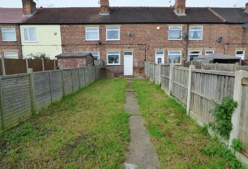 ３ベッドルームハウス, Shirebrook House