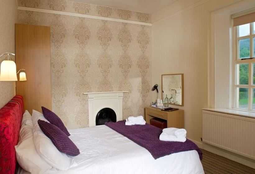 غرفة قياسية ثلاثية, The Haven