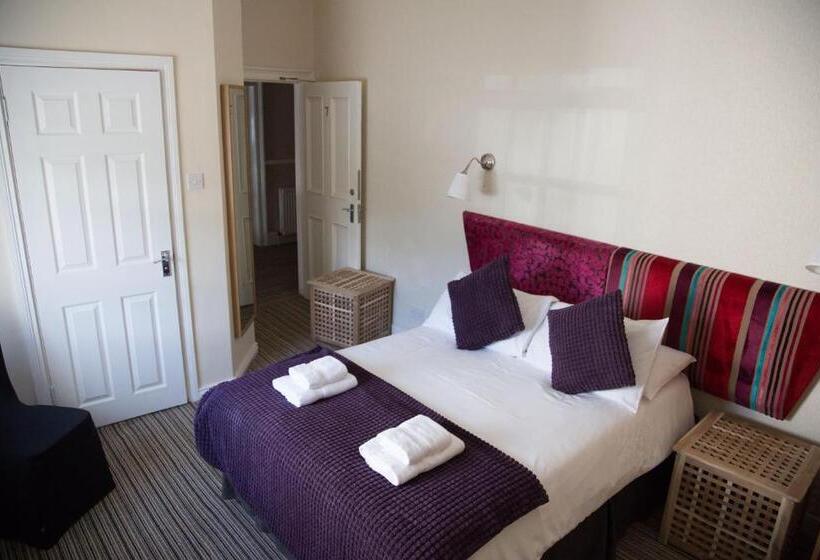 غرفة قياسية, The Haven