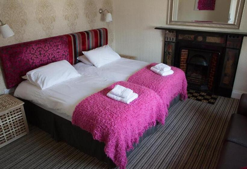 غرفة قياسية بالطابق الأرضى, The Haven