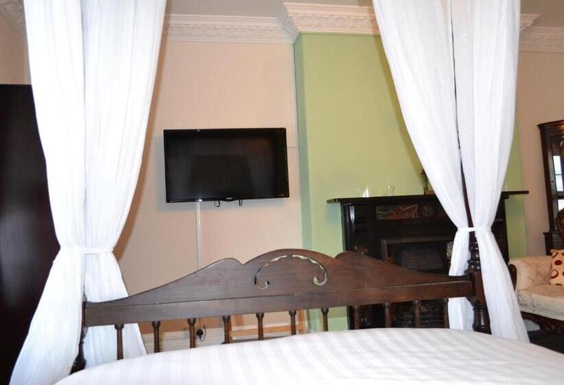Номер Deluxe, Oak Tree Inn