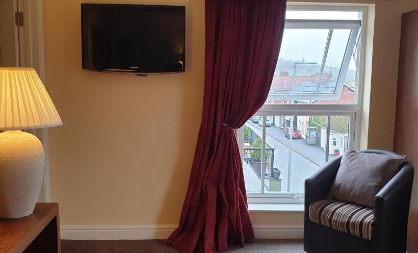 스탠다드 룸, Usk And Railway Inn