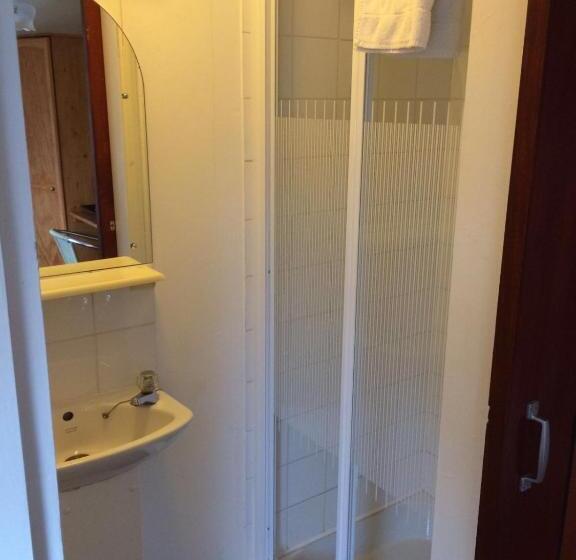 标准单人间, Fairways Guest House