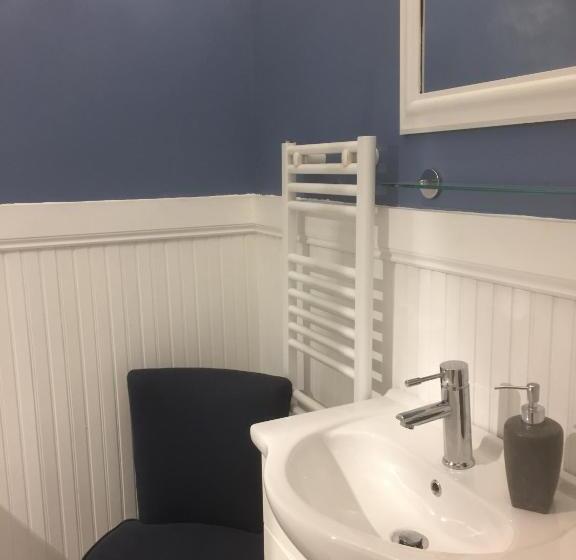 Номер Стандарт, Haddock Hideaway