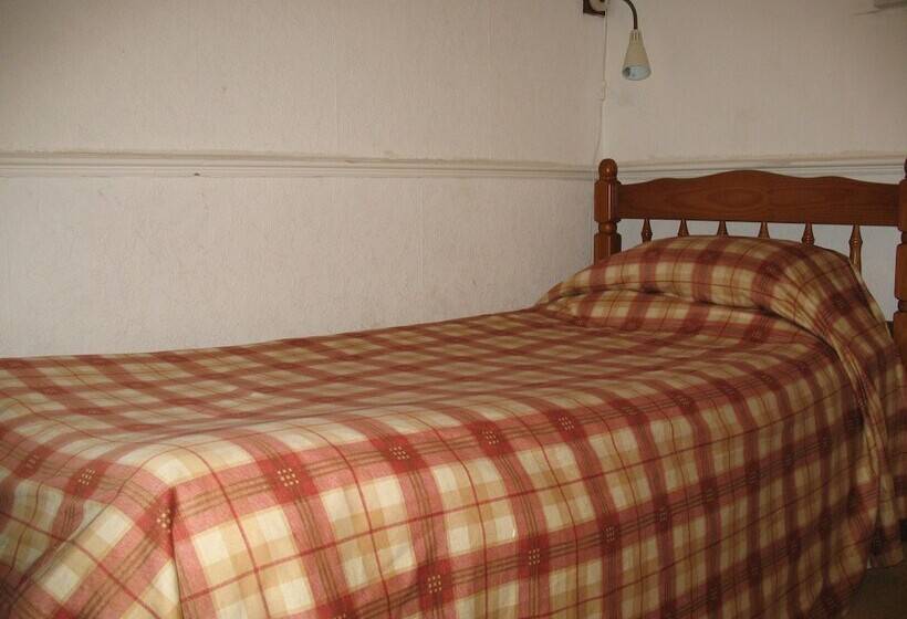 패밀리 룸, Michaelson House