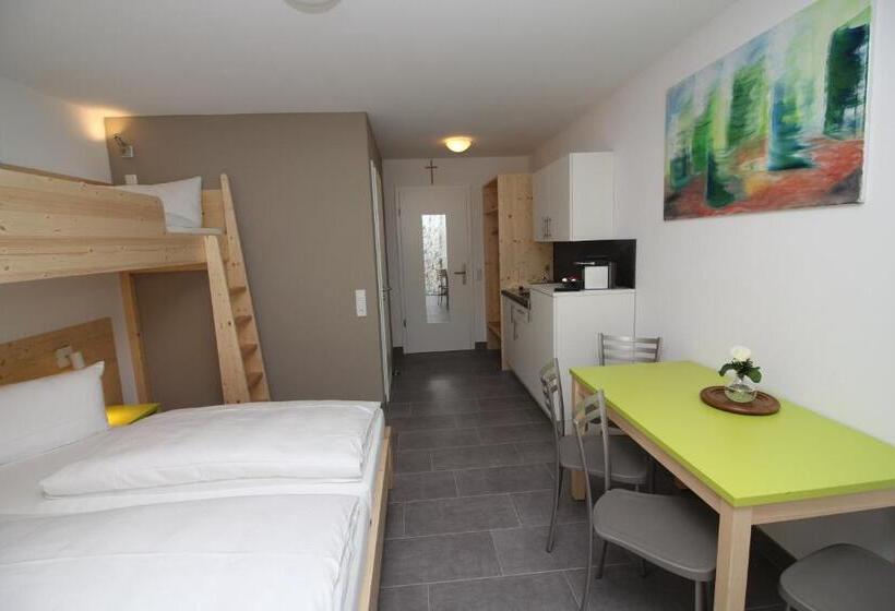 1ベッドルームアパートメント, Gita´s Haus