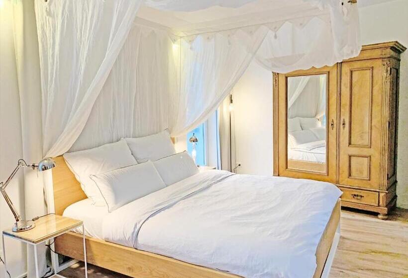 Апартаменты 2 Спальни, Green Residence Boutique Lofts & Villa