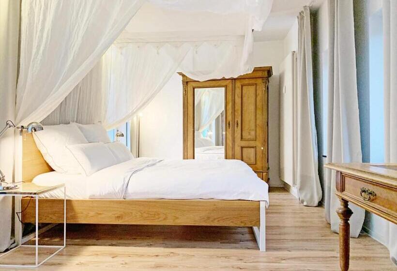 Апартаменты 2 Спальни, Green Residence Boutique Lofts & Villa