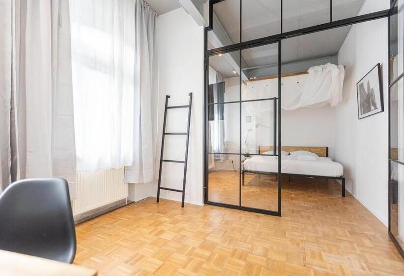 Апартаменты 2 Спальни, Green Residence Boutique Lofts & Villa