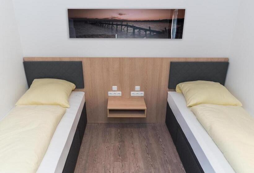 Apartamento 1 Dormitorio, Staffelseestraße