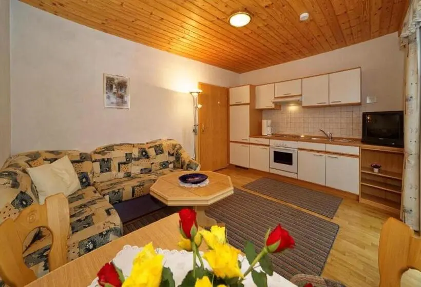 バルコニー付き１ベッドルームアパートメント, Berghof Pension Und Ferienwohnungen