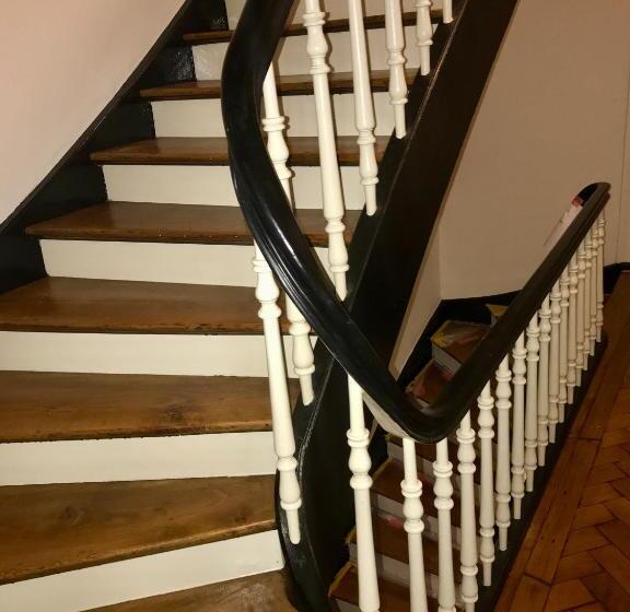 スタンダードスタジオ, Palazzo Am Dom