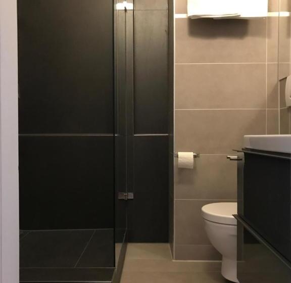 スタンダードスタジオ, Palazzo Am Dom