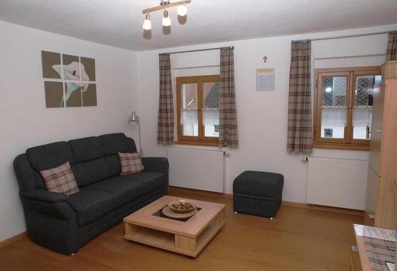 침실 1개 아파트, Zum Egerländer Fachwerkhof