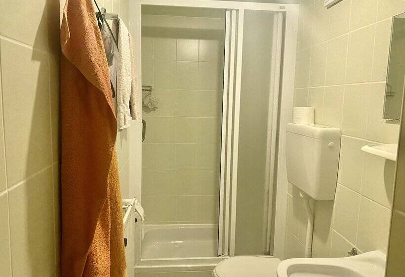 디럭스 4인 룸, Pension Waldblick