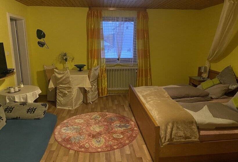 디럭스 트리플 룸, Pension Waldblick