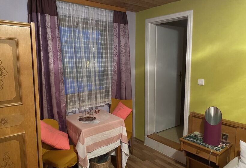 디럭스 룸 산전망, Pension Waldblick