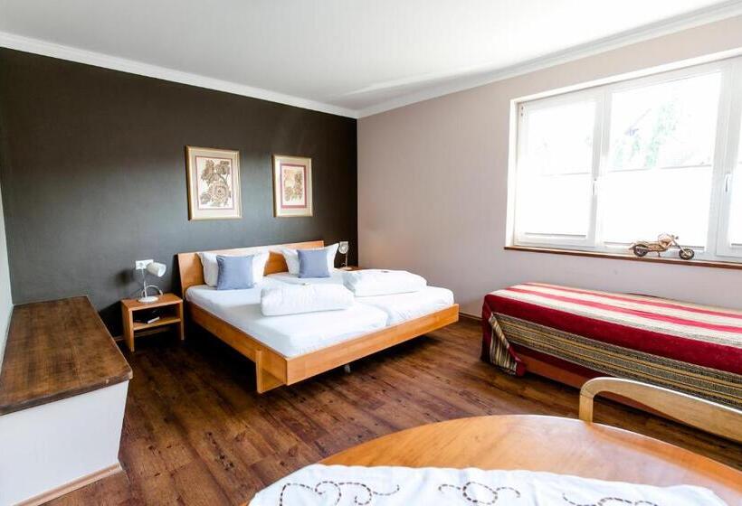 Апартаменты 1 Спальня, Burgers