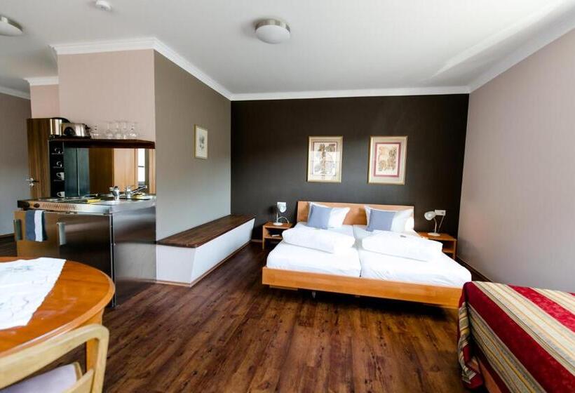 Апартаменты 1 Спальня, Burgers