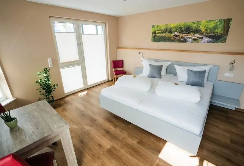 Deluxe Room, Burgers