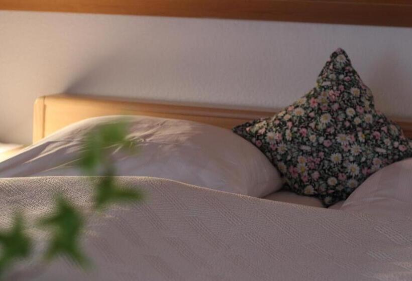 Huoneisto 1 Makuuhuone, Gästehaus Heimenberg