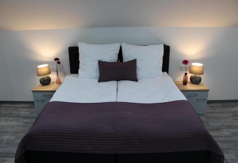 デラックスルーム, Pension Am Stummplatz