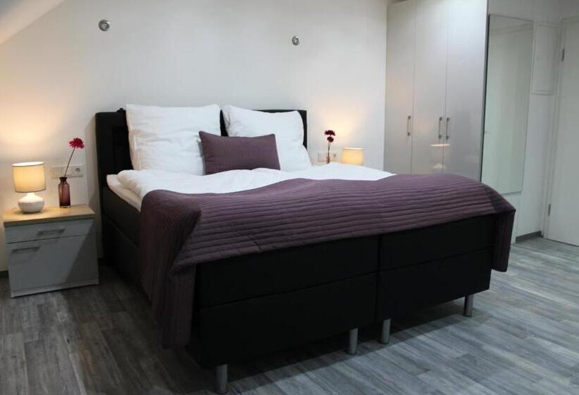 デラックスルーム, Pension Am Stummplatz