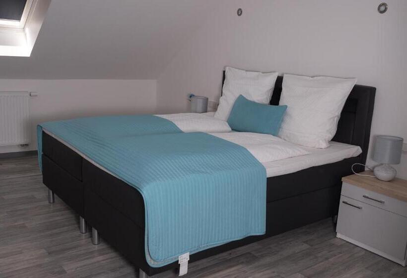 デラックスルーム, Pension Am Stummplatz