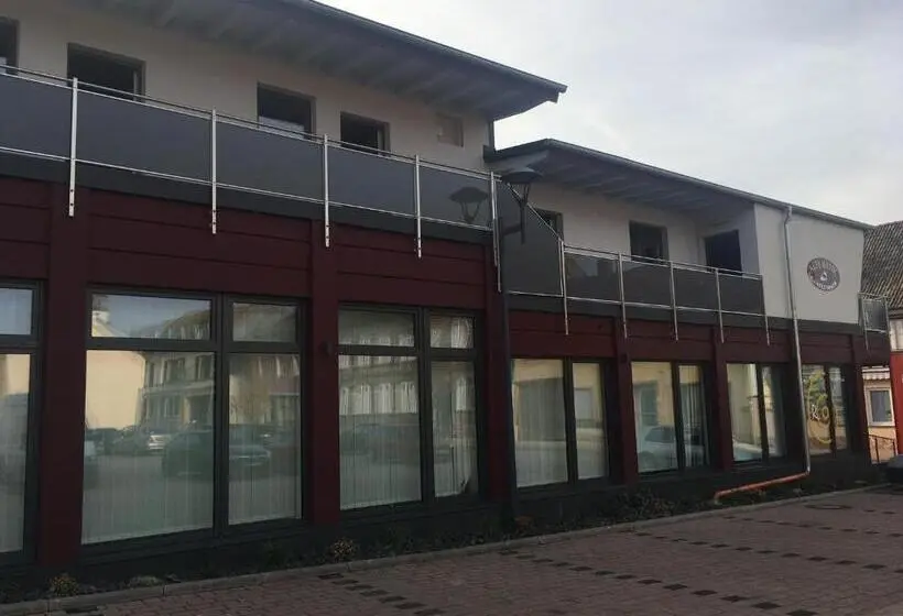 エコノミールーム, Boardinghouse Alte Bank